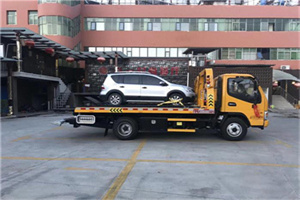 加查汽车紧急补胎换胎救援