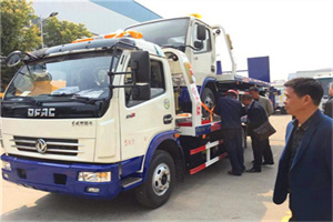 加查汽车道路救援拖车价格